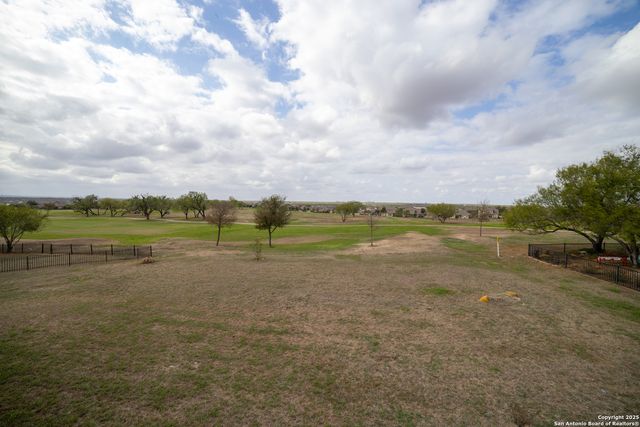 12219 Course View, San Antonio, TX 78221