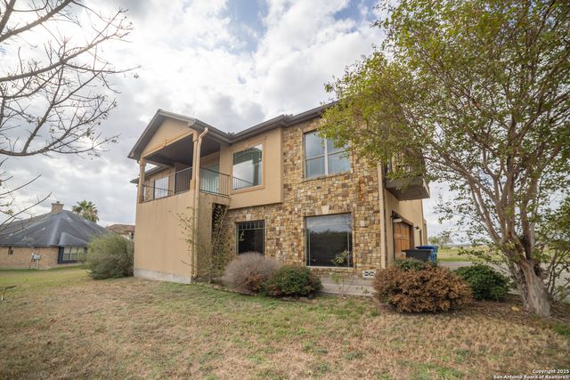 12219 Course View, San Antonio, TX 78221