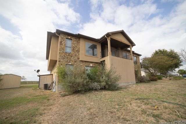 12219 Course View, San Antonio, TX 78221