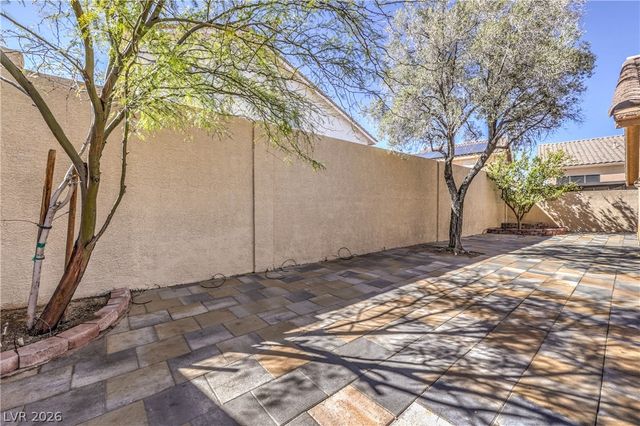 1609 Vespertina Court, Las Vegas, NV 89128