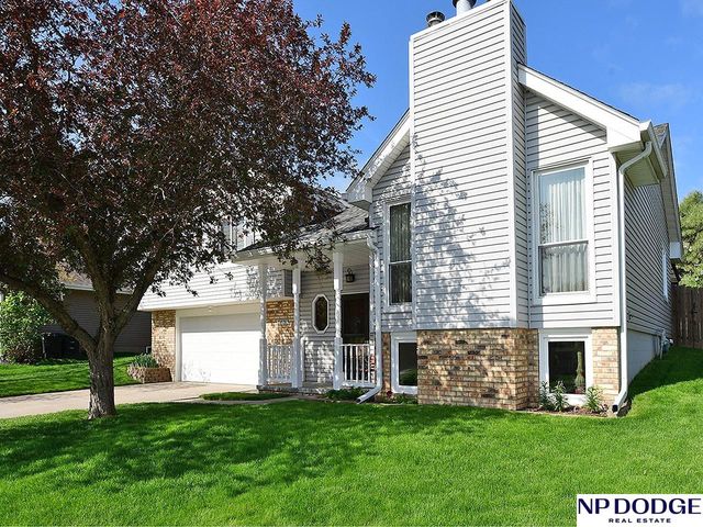 6426 S 92nd Street, Omaha, NE 68127