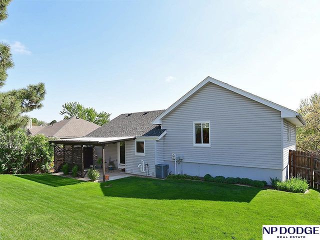 6426 S 92nd Street, Omaha, NE 68127
