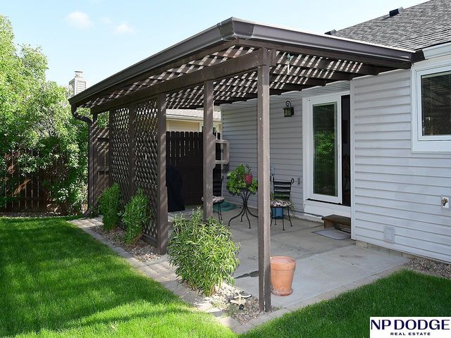 6426 S 92nd Street, Omaha, NE 68127