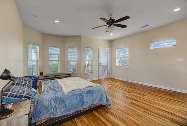 1026 21st Street, San Leon, TX 77539