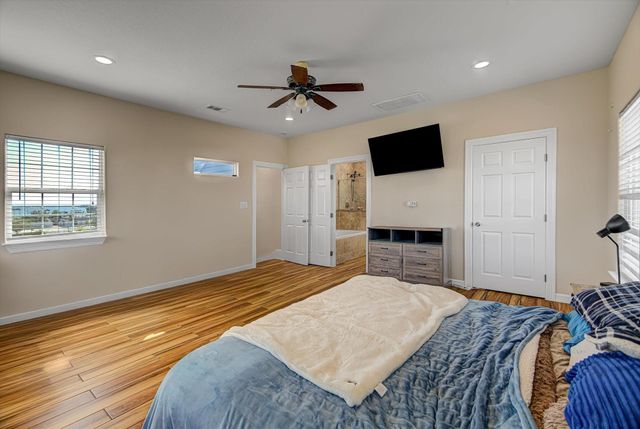 1026 21st Street, San Leon, TX 77539