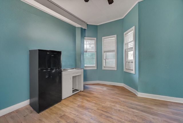 1026 21st Street, San Leon, TX 77539