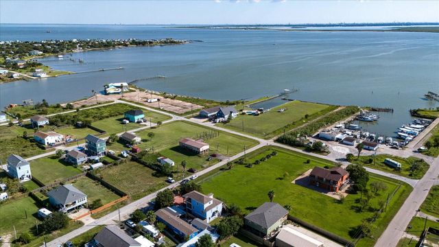1026 21st Street, San Leon, TX 77539