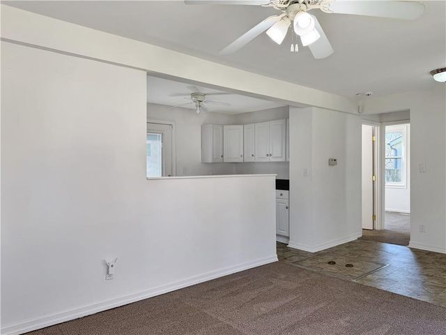 1005 NE 44th Street, Kansas City, MO 64116