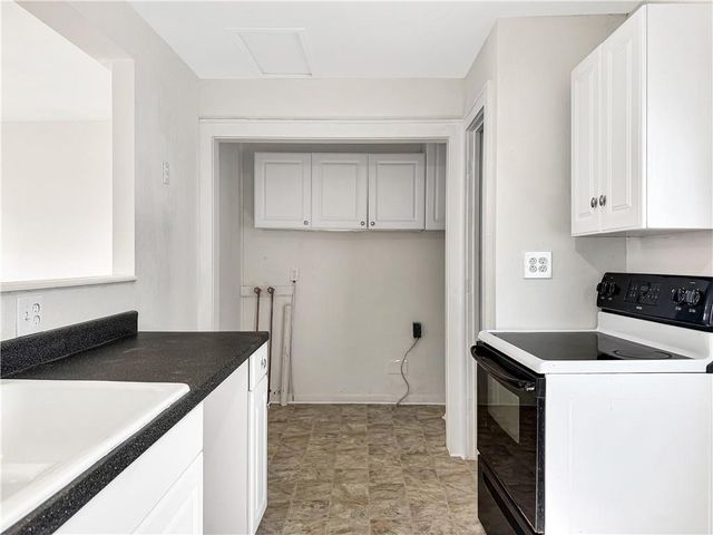 1005 NE 44th Street, Kansas City, MO 64116