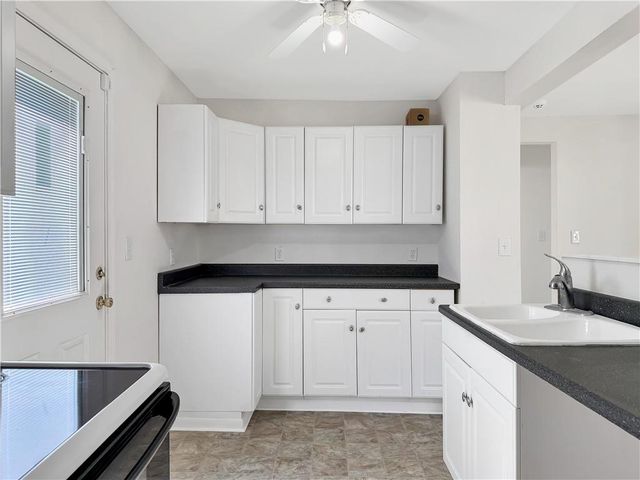 1005 NE 44th Street, Kansas City, MO 64116