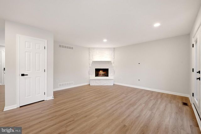 107 ROMNEY PL, Stephens City, VA 22655