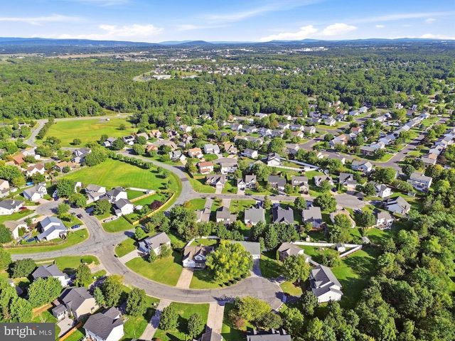 107 ROMNEY PL, Stephens City, VA 22655