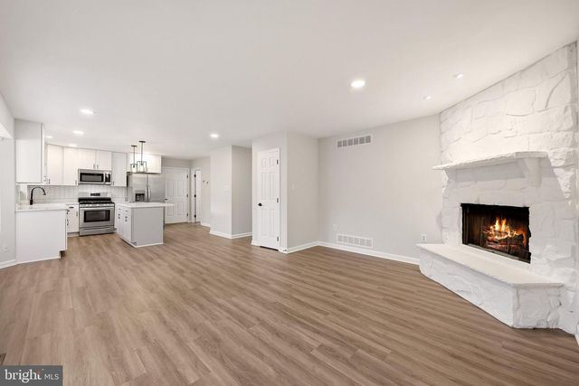 107 ROMNEY PL, Stephens City, VA 22655