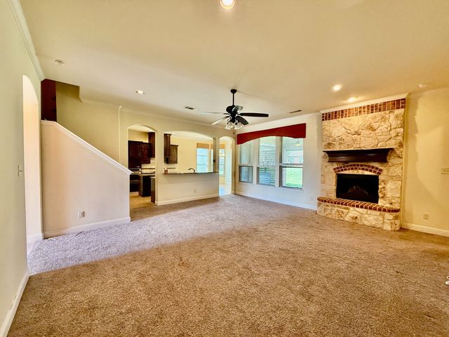 1801 Chuckwagon Drive, Midlothian, TX 76065