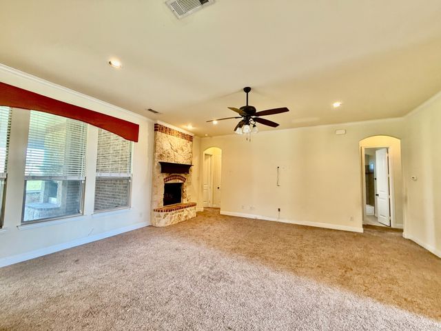 1801 Chuckwagon Drive, Midlothian, TX 76065