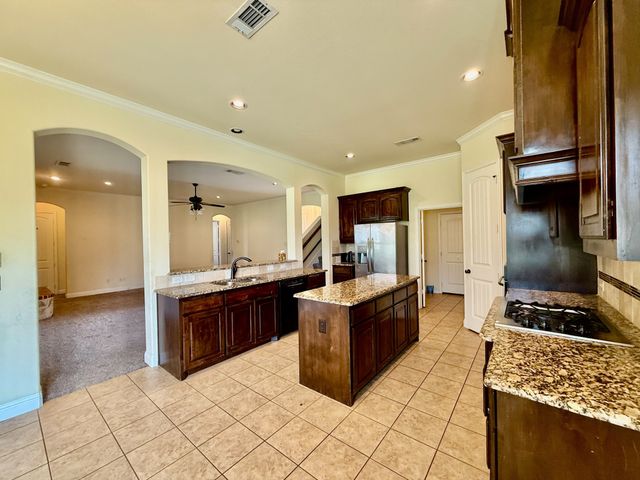1801 Chuckwagon Drive, Midlothian, TX 76065