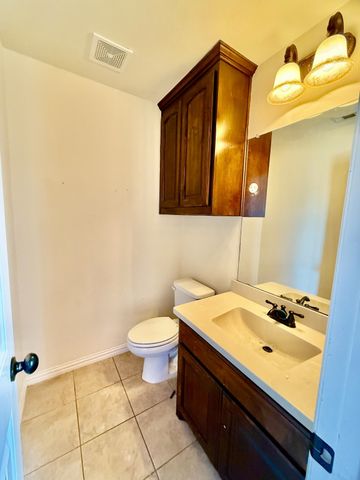 1801 Chuckwagon Drive, Midlothian, TX 76065