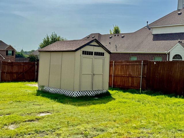 1801 Chuckwagon Drive, Midlothian, TX 76065