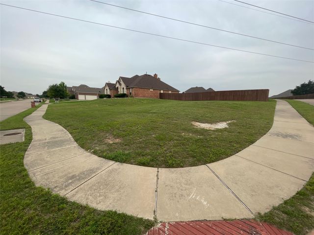 1801 Chuckwagon Drive, Midlothian, TX 76065