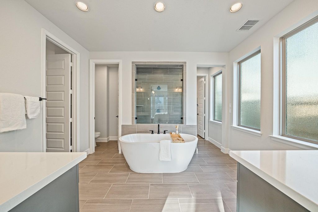 Image 17 of property listing at 31219 Star Landing Drive, Brookshire, TX 77423