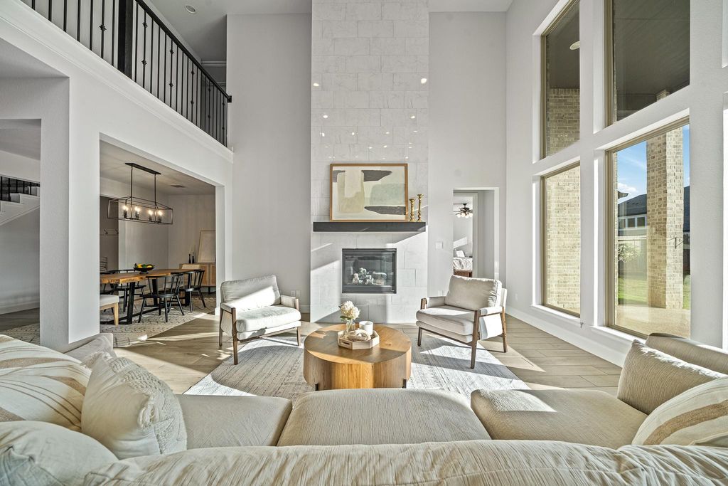 Image 6 of property listing at 31219 Star Landing Drive, Brookshire, TX 77423