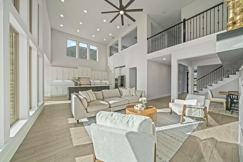 Image 7 of property listing at 31219 Star Landing Drive, Brookshire, TX 77423