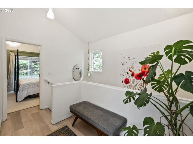 9442 N BUCHANAN Ave, Portland, OR 97203