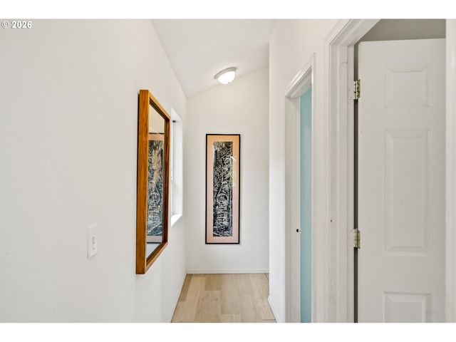 9442 N BUCHANAN Ave, Portland, OR 97203