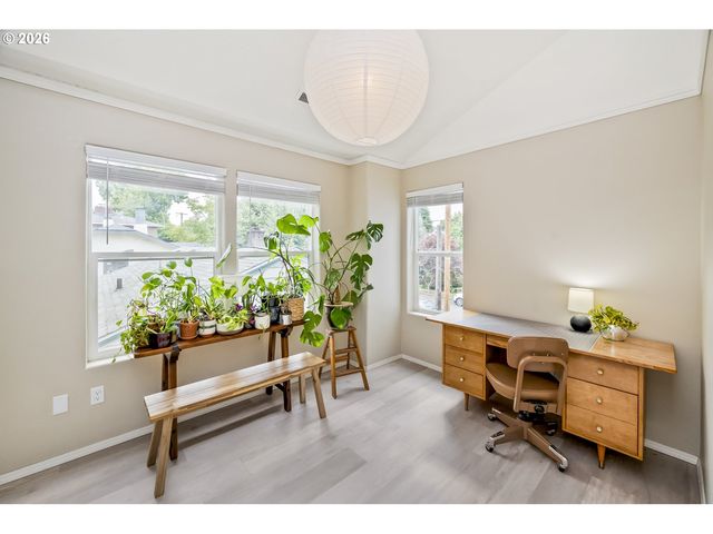 9442 N BUCHANAN Ave, Portland, OR 97203