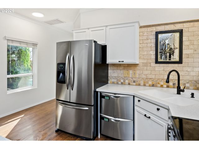9442 N BUCHANAN Ave, Portland, OR 97203