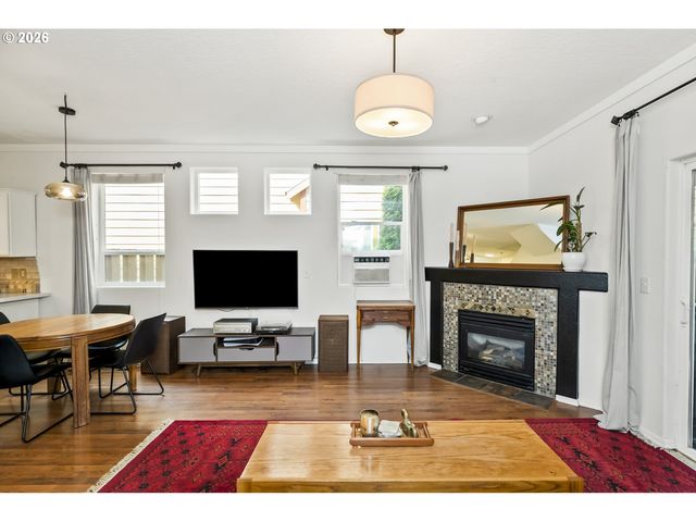 9442 N BUCHANAN Ave, Portland, OR 97203