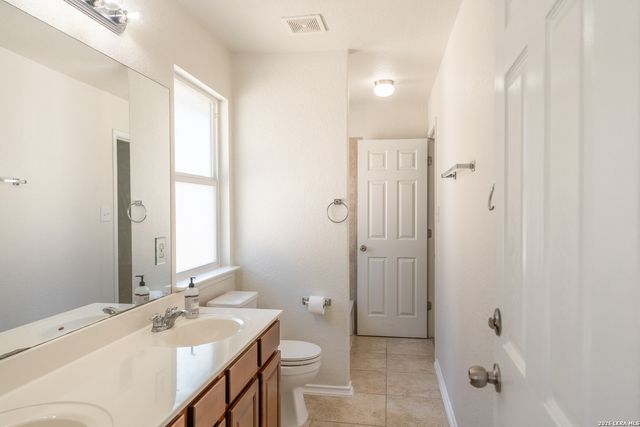 6913 Abbey Falls, San Antonio, TX 78249