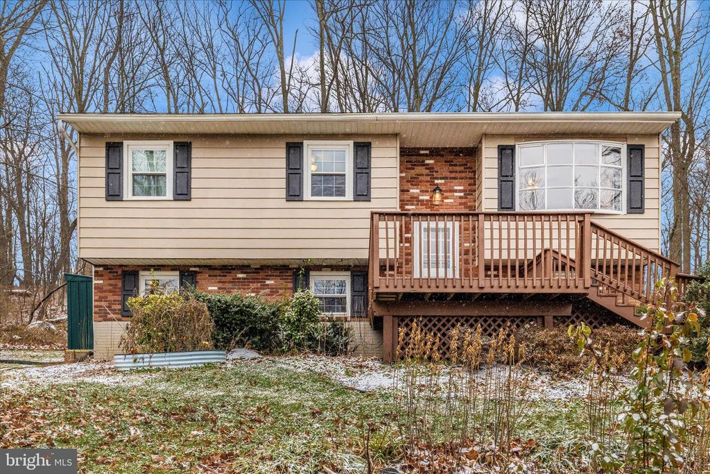 2235 BOWERSOX RD, New Windsor, MD 21776