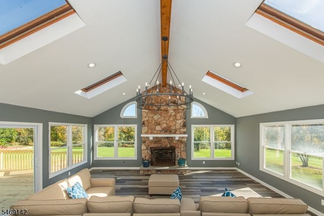 22 Lauren Ln, Vernon Twp., NJ 07461