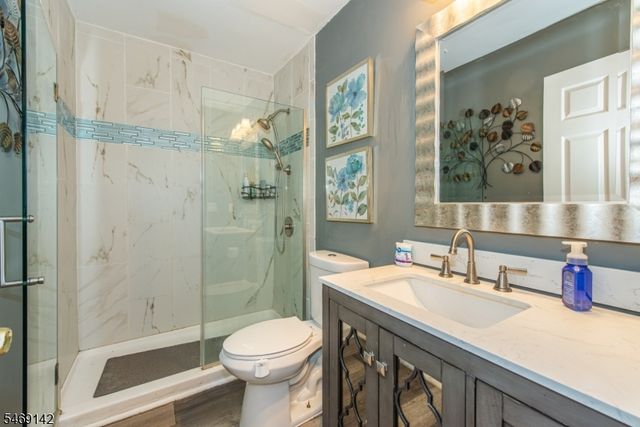 22 Lauren Ln, Vernon Twp., NJ 07461