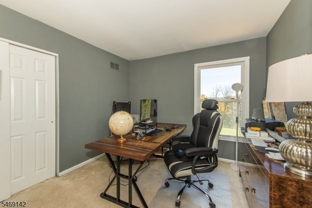 22 Lauren Ln, Vernon Twp., NJ 07461