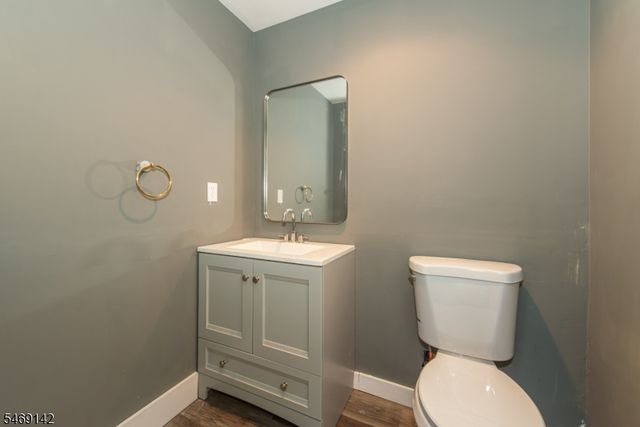 22 Lauren Ln, Vernon Twp., NJ 07461