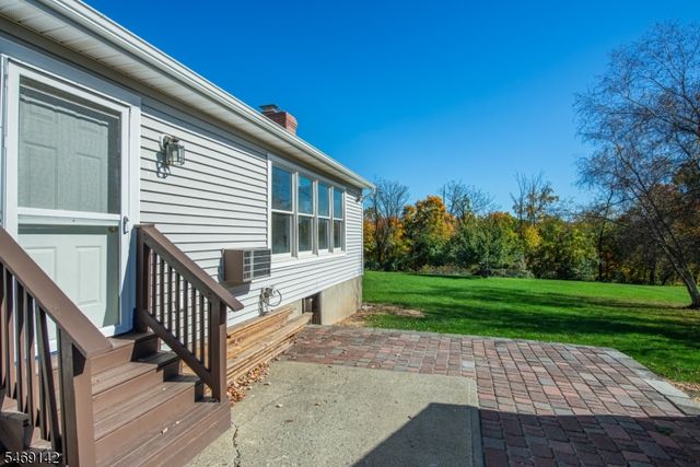 22 Lauren Ln, Vernon Twp., NJ 07461