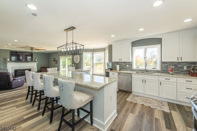 22 Lauren Ln, Vernon Twp., NJ 07461