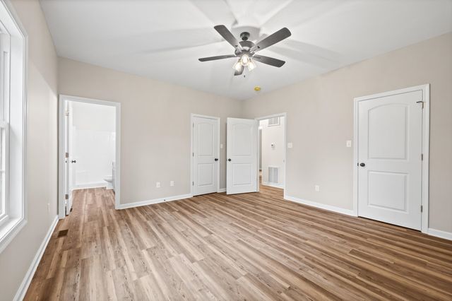 13542 SENEDO RD, Mt Jackson, VA 22842