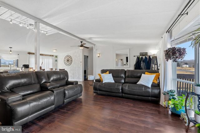 208 FERNWOOD DR, Harrington, DE 19952