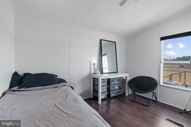 208 FERNWOOD DR, Harrington, DE 19952