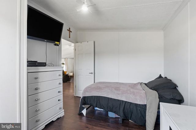 208 FERNWOOD DR, Harrington, DE 19952