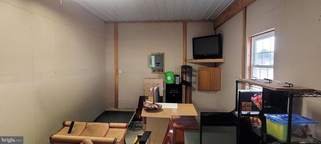 208 FERNWOOD DR, Harrington, DE 19952