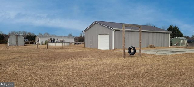 208 FERNWOOD DR, Harrington, DE 19952