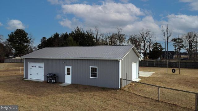 208 FERNWOOD DR, Harrington, DE 19952