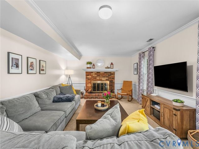 524 Glenmeadow Rd, Midlothian, VA 23114