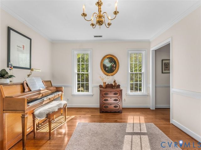 524 Glenmeadow Rd, Midlothian, VA 23114
