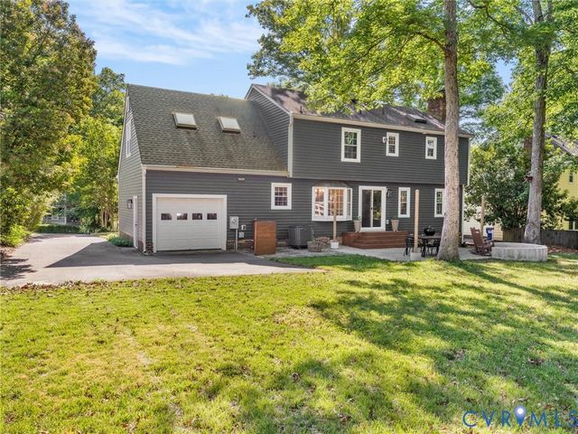 524 Glenmeadow Rd, Midlothian, VA 23114