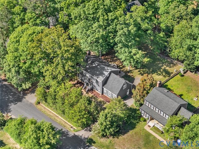 524 Glenmeadow Rd, Midlothian, VA 23114